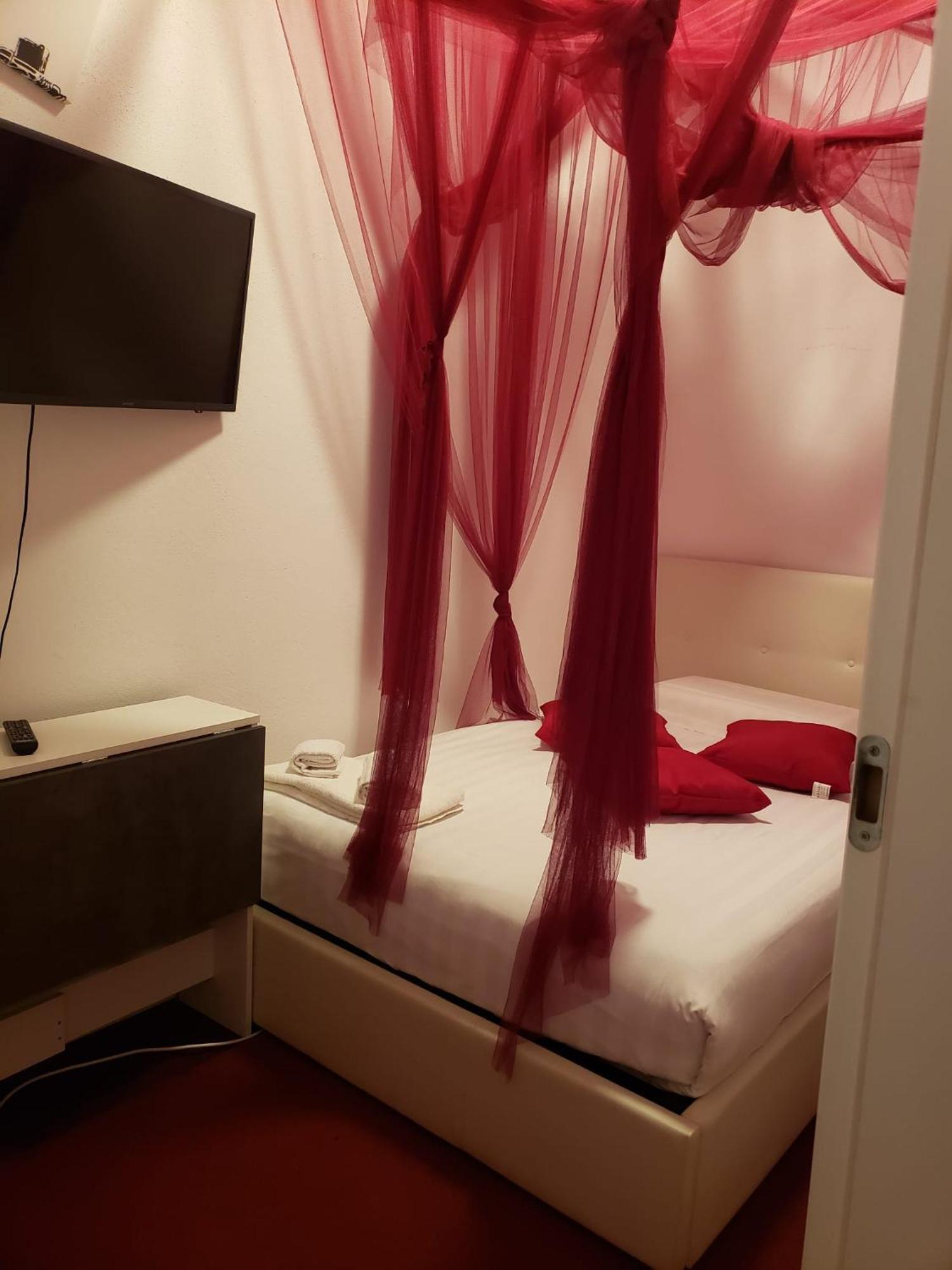 Varazze Suite Sauna E Hammam Exteriér fotografie